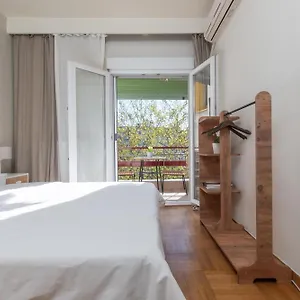 https://apt-houseloft-rotunda-getaway.hotelschalkidiki.net